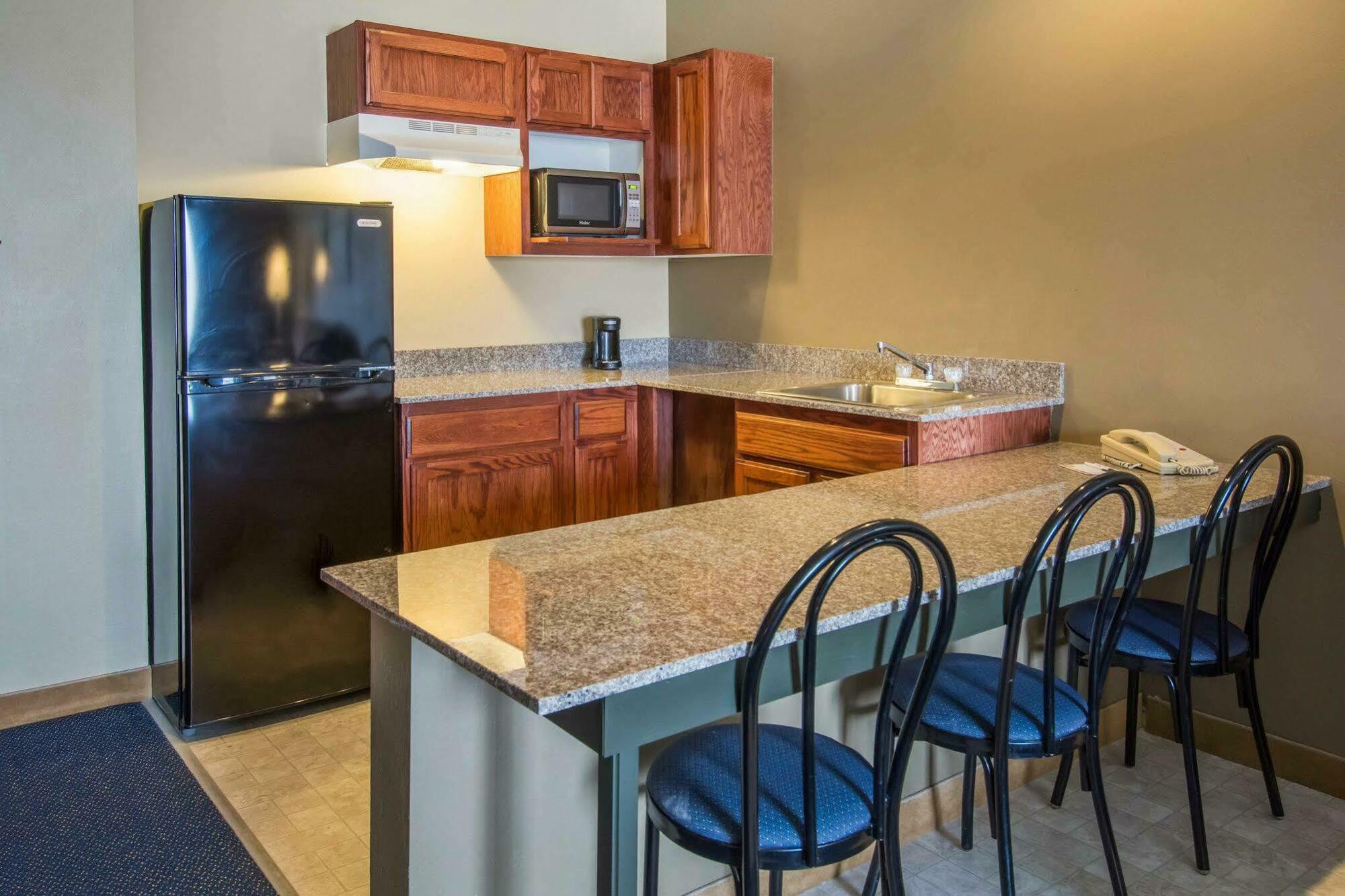 Quality Inn & Suites Of Liberty Lake Buitenkant foto